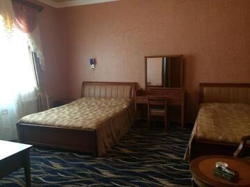 Фото номера Полулюкс с балконом для 3 взрослых Отель Nairi Hotel г. Джермук 4