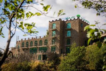 Фотографии Отель Nairi Hotel г. Джермук (Армения) №1 Фото Отель Nairi Hotel г. Джермук 1