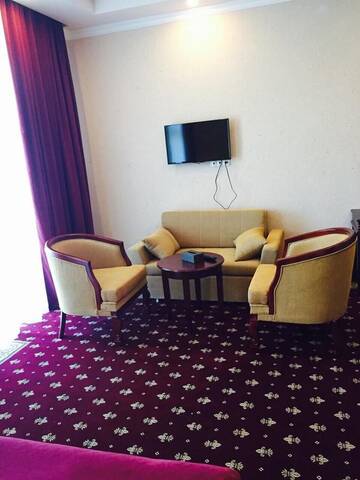 Фото номера Люкс с балконом Отель Nairi Hotel г. Джермук 4