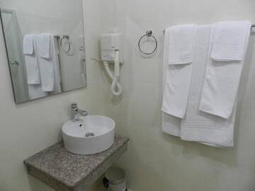 Фото номера Стандартный двухместный номер с 2 отдельными кроватями Отель Jermuk Verona Resort г. Джермук 12