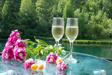 Фото номера Люкс с видом на озеро Отель Jermuk Verona Resort г. Джермук 4